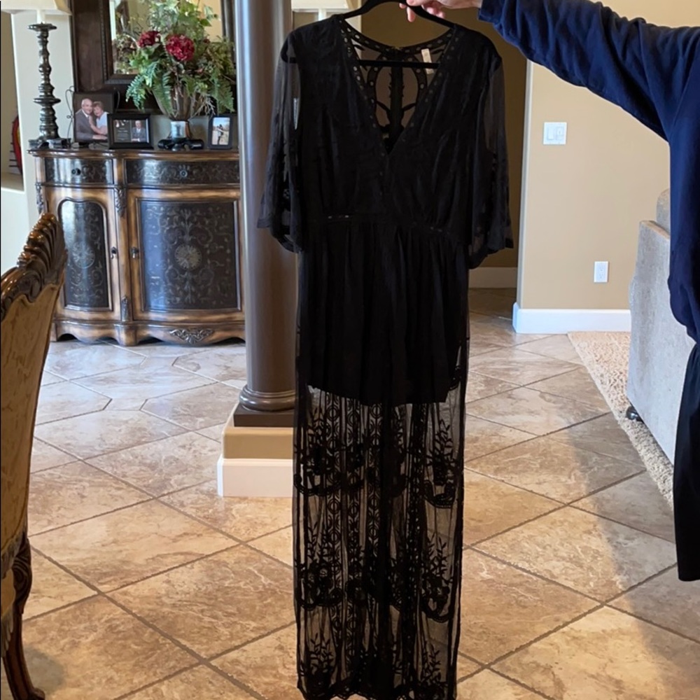 Gorgeous black dress